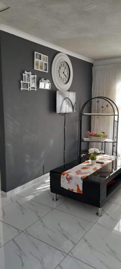 Alberton Guest House ภายนอก รูปภาพ