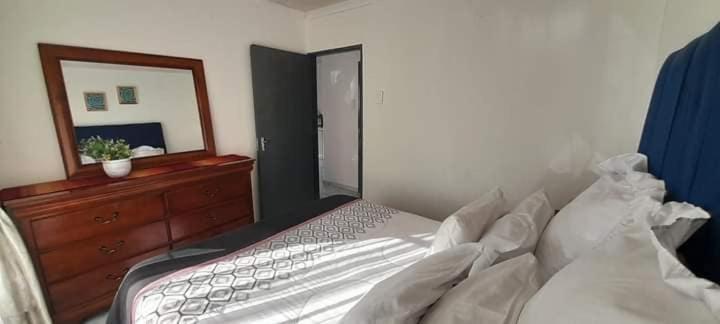 Alberton Guest House ภายนอก รูปภาพ